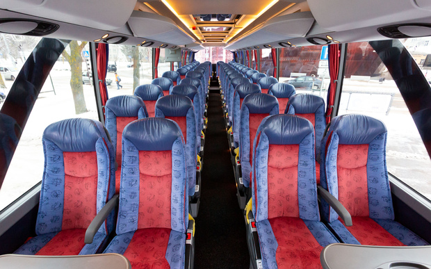 Autobusu noma SETRA S 415 HDH